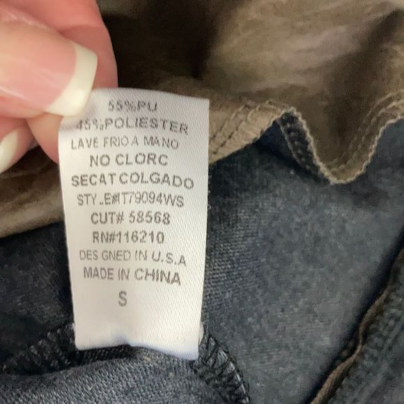 Cropped Faux Leather Moto Jacket - Picture 7 of 7